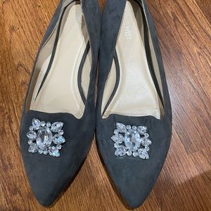 🔘◾️Nine West gray suede pointed toe flat